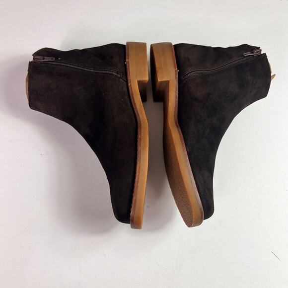 Anne Klein Womens Suede Leather Low Heel Ankle Booties Shorties - Picture 5 of 16